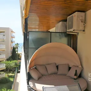 https://apartbeach-lerimar.top-hotels-tarragona.com